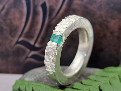 LeoLars-PABE Massiver Smaragd Design Ring, Gr. 59.5 (19), aus 925er Silber mit Structure Design, Unikat, Handarbeit