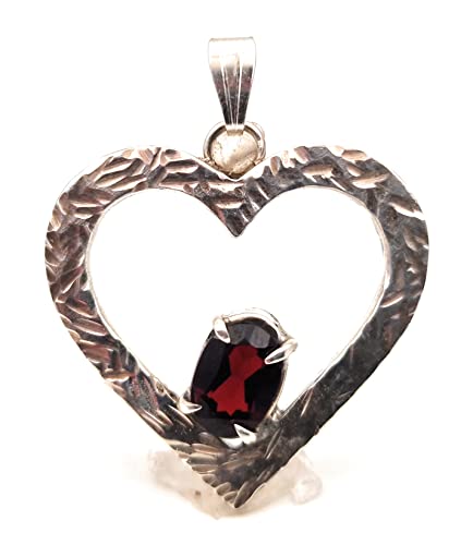LeoLars-PABE Herz Anhänger im Structure Design aus 925er Silber mit rotem Granat, Baguette Schliff, Unikat, Handarbeit