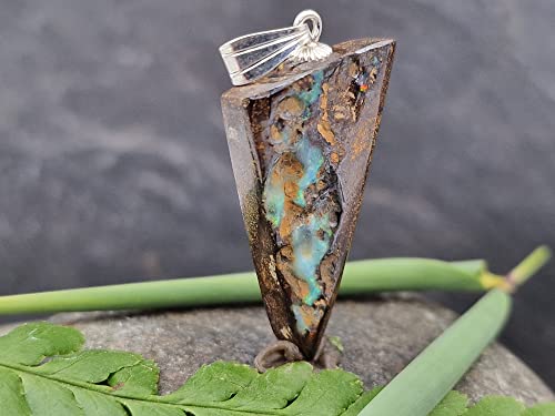 LeoLars-PABE Anhänger mit Boulder Opal und 925er Silber Stiftöse, partielles Feuer, Opal 25.6 x 17 x 5.6mm, Unikat, Handgeschliffen