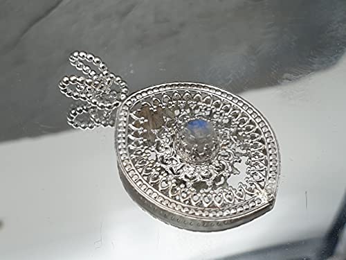 LeoLars-PABE Echter Ceylon Mondstein Filigree Anhänger aus 925er Silber, verspielt, modern, Unikat, Handarbeit