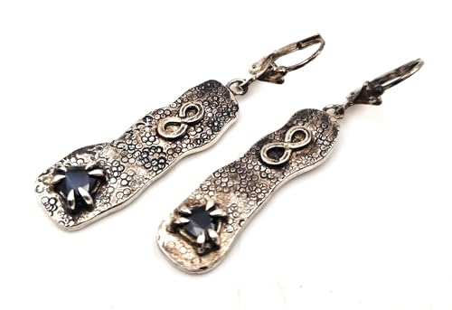 Saphir Ohrhänger mit Unendlichkeitssymbol aus 925er Silber, teilgeschwärzt, mystisch, magisch, mit Brisuren, Unikat, Handarbeit