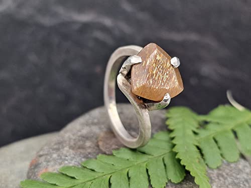 LeoLars-PABE Sonnenstein Design Ring, Gr.60 (19,25), verdreht, Krappenfassung, mattiert, Unikat, Handarbeit