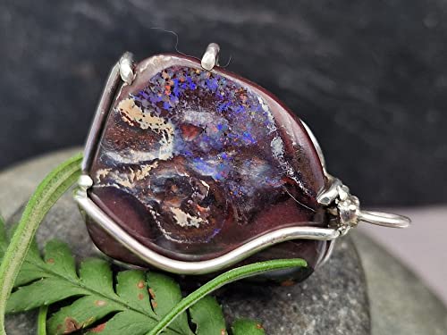 LeoLars-PABE Anhänger mit Boulder Opal in 925er organischer Silber Draht Fassung, Mehrfarbig, beidseitig, Unikat, Handarbeit