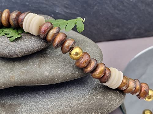 LeoLars-PABE Echte Perlenkette 46cm lang mit braunen Perlen, Tagua Nuss Linsen und 925er Silberelementen vergoldet, Unikat, Handarbeit
