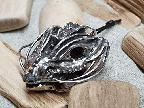 LeoLars-PABE Drachenkopf Anhänger aus 925er Silber mit Granat Augen, Drache, Unikat, Handarbeit