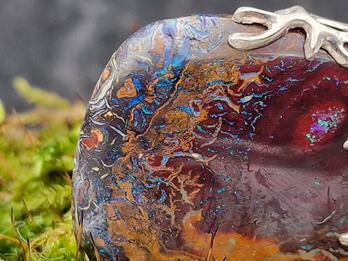 LeoLars-PABE Design Boulder Opal Anhänger aus 925er Silber mit herrlichem Muster, Tribal Design, Partielles Opalfeuer in grün und blau, Unikat, Handarbeit