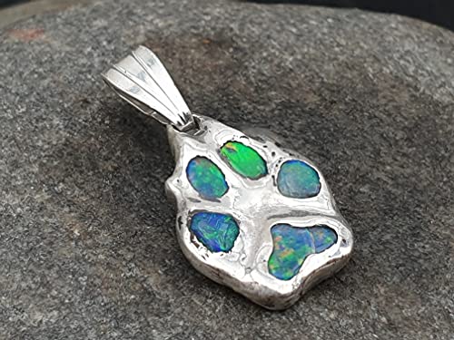 LeoLars-PABE Lightning Ridge Chrystal Opal Pfötchen Anhänger, 925er Silber, Pfote, Multicolor, Unikat, Handarbeit