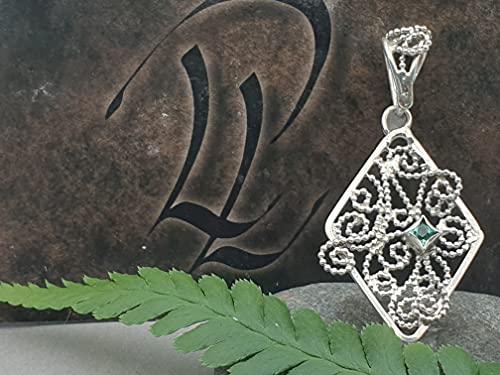 LeoLars-PABE Hellblauer Turmalin Filigree Anhänger, 925er Silber, Traditionell und Modern, Unikat, Handarbeit