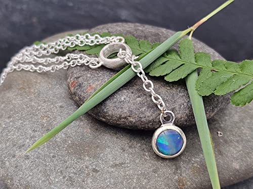 LeoLars-PABE Brasilianischer Opal Anhänger aus 925er Silber mit 50cm doppelter Silberkette, grünes Opalfeuer, Unikat, Handarbeit