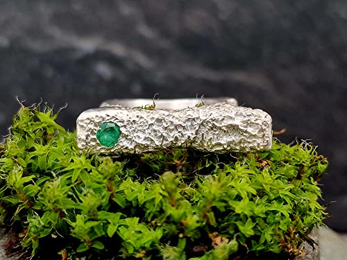 LeoLars-PABE Smaragd Design Ring, Gr.54, aus 925er Silber mit außergewöhnlicher Structure Design Oberfläche, Kolumbianischer Smaragd d-4mm, Unikat Handarbeit