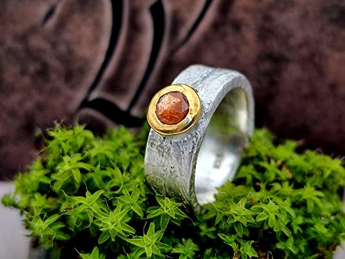 LeoLars-PABE Sonnenstein Ring im Rosenschliff, Gr.56, aus 925er Silber mit Feingoldfassung, Oberfläche Sepiaguss, Unikat, Handarbeit