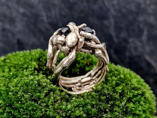 LeoLars-PABE Algen Design Ring, Gr.63 (20,2), aus 925er Silber mit zwei fast schwarzen Spinellen, eingewachcsen, organisch, natürlich, Unikat, Handarbeit