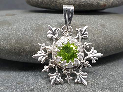 LeoLars-PABE Design Anhänger Schneeflocke mit Peridot aus 925er Silber, Handarbeit