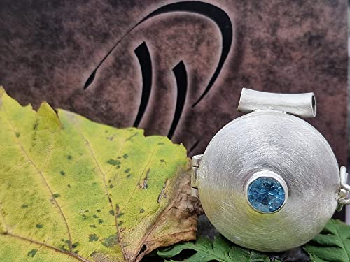 LeoLars-PABE Aquamarin Medaillon aus 925er Silber, Aquamarin im Spiegelschliff, mit Röhrchen, gebürstetes Design, Unikat, Handarbeit