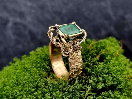 LeoLars-PABE Magisch mystischer Smaragd Design Ring aus 585er Gelbgold, verspielte Kettenverzierung, zauberhafte Schnörkel, Gr. 61/62, Unikat, Handarbeit