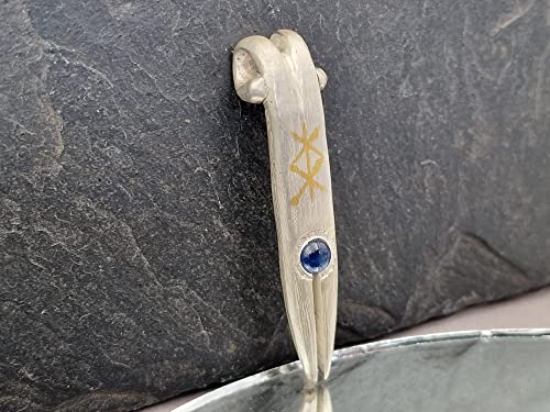 LeoLars-PABE Saphir Design Anhänger aus 925er Silber mit Runen aus Feingold, gebürstet, Kraftvoll, Unikat, Handarbeit