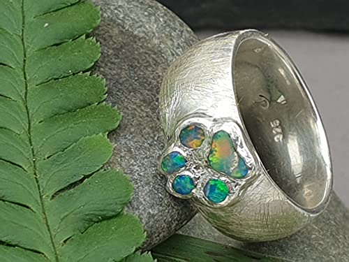 LeoLars-PABE Lightning Ridge Chrystal Opal Pfötchen Ring, Gr.61, Multicolor, Pfote, eismattiert, Unikat, Handarbeit