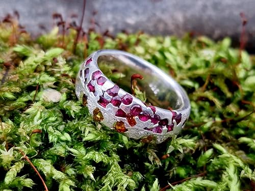 LeoLars-PABE Sandguss Design Ring, Gr. 53 (16,8), mit eingegossenen orangen und gelben Saphiren und Rubinen aus 925er Silber, Nr.63, Unikat, Handarbeit