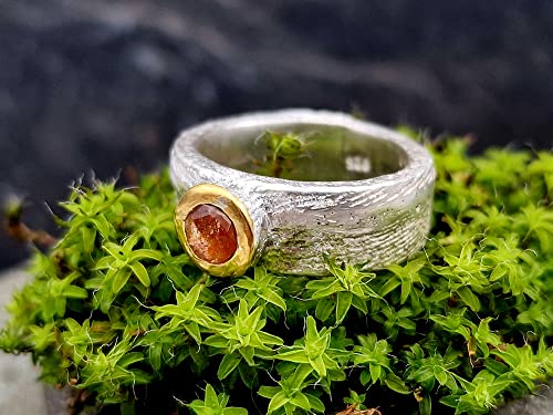 LeoLars-PABE Sonnenstein Ring im Rosenschliff, Gr.56, aus 925er Silber mit Feingoldfassung, Oberfläche Sepiaguss, Unikat, Handarbeit