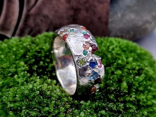 LeoLars-PABE Bunter rockiger Design Sandguss Ring, Gr.61 (19,2), aus 925er Silber mit verschiedenen echten eingegossenen Edelsteinen, Unikat, Handarbeit