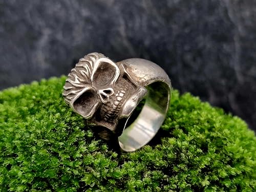 LeoLars-PABE Totenkopf Design Unisex Ring ala' Ghost Rider, Gr. 60 (19), aus 925er Silber, eigenes Design, massiv, teilgeschwärzt, Unikat, Handarbeit