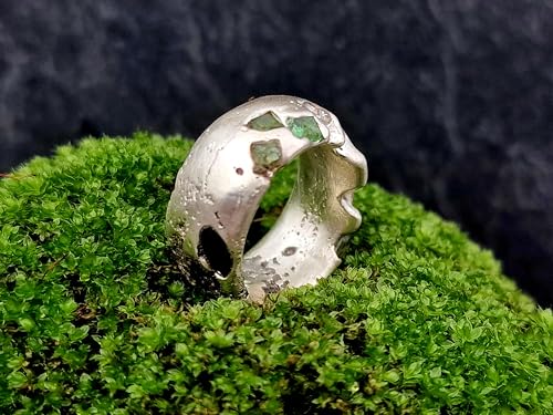 LeoLars-PABE Sandguss Design Ring, Gr. 55, aus 925er Silber, massiv, mit eingegossenen Granat, Peridot, Smaragd und Saphir, Unikat, Handarbeit