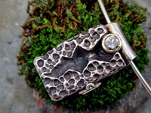 LeoLars-PABE Design Medaillon aus 925er Silber mit 4,2mm großem Champagner Diamanten in Feingold Fassung, mit Röhrchen und 45cm Omegareif, Unikat, Handarbeit