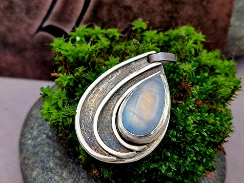 LeoLars-PABE Weißer Labradorit Tropfen Design Anhänger aus 925er Silber, teilgeschwärzt, Magisch, Mystisch, Unikat, Handarbeit