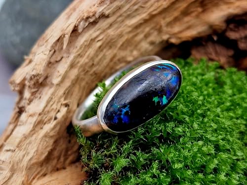 LeoLars-PABE Boulder Matrix Opal Ring, Gr. 63, Unisex, aus 925er Silber mit grün-blau-lila Opalfeuer, Unikat, Handarbeit
