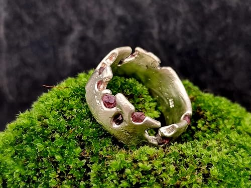 LeoLars-PABE Herren Spinell Sandguss Design Ring, Gr. 66-67, aus 925er Silber mit eingegossenen Spinellen, massiv, Vulkan Style, Unikat, Handarbeit