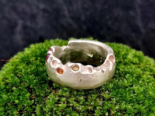 LeoLars-PABE Sandguss Design Ring, Gr.61, aus 925er Silber mit eingegossenen Rubin und Saphir, sehr massiv, Sandguss Oberfläche, Unikat, Handarbeit