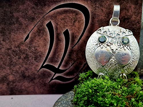 LeoLars-PABE Eule Anhänger mit Partie Saphiren als Augen, aus 925er Silber, Eulen Anhänger, Unikat, Handarbeit