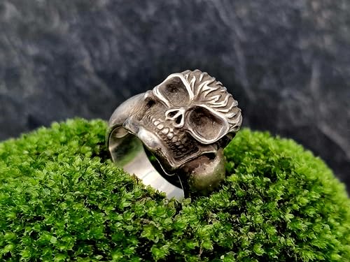 LeoLars-PABE Totenkopf Design Unisex Ring ala' Ghost Rider, Gr. 60 (19), aus 925er Silber, eigenes Design, massiv, teilgeschwärzt, Unikat, Handarbeit