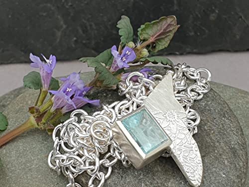 LeoLars-PABE Aquamarin Design Anhänger mit massiver Kette aus 925er Silber in Wunschlänge, Flügel, teilstrukturiert, Unikat, Handarbeit