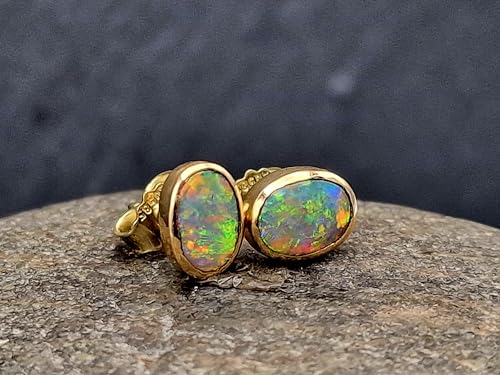 Lightning Ridge Chrystal Opal Ohrstecker aus 585er Gelb Gold, Opale in Multicolor, sehr passend, 7,5 x 5mm, Unikat, Handarbeit