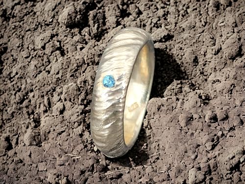 LeoLars-PABE Maritimer Blautopas Wellen Design Ring, Gr. 60 (19), aus 925er Silber, Blautopas Swiss Blue rund facettiert, Wellen Struktur, Unikat, Handarbeit