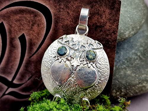 LeoLars-PABE Eule Anhänger mit Partie Saphiren als Augen, aus 925er Silber, Eulen Anhänger, Unikat, Handarbeit