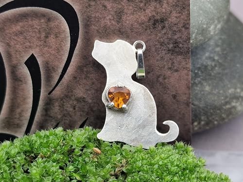 LeoLars-PABE Hundewelpen Anhänger aus 925er Silber mit Mandarin Granat Herz, seidenmatt, Hund, Handarbeit