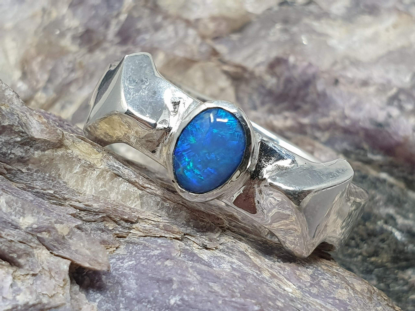 LeoLars-PABE Lightning Ridge Opal Ring Pfeil Design aus 925er Silber, Gr.58, Unikat, Handarbeit