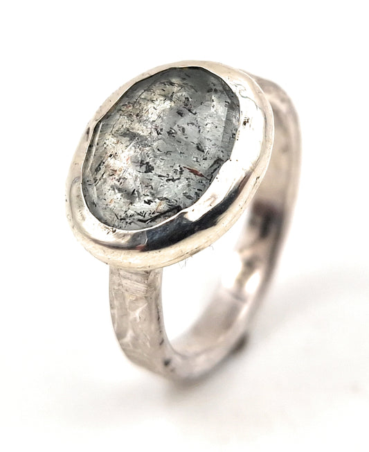 Aquamarin Ring, Gr. 57, aus 925er Silber, mit geprägter Ringschiene, Unikat, Handarbeit