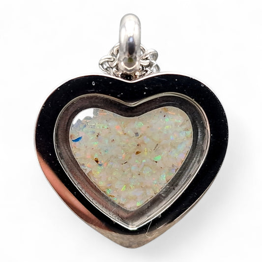 Edelstahlanhänger mit Coober Pedy Opalsplitter, Herzform, mehrfarbiges Opalfeuer mit 56cm Edelstahlkette, Nr.5