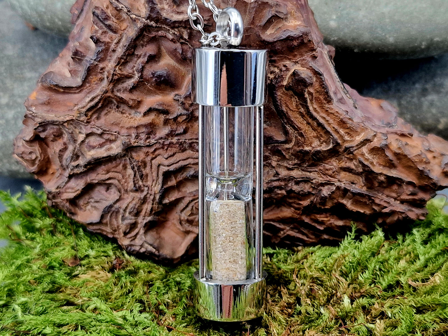 Edelstahl, runde Sanduhr, Anhänger Silberfarben, echter Sand vom Dangaster Strand, 50cm Edelstahlkette