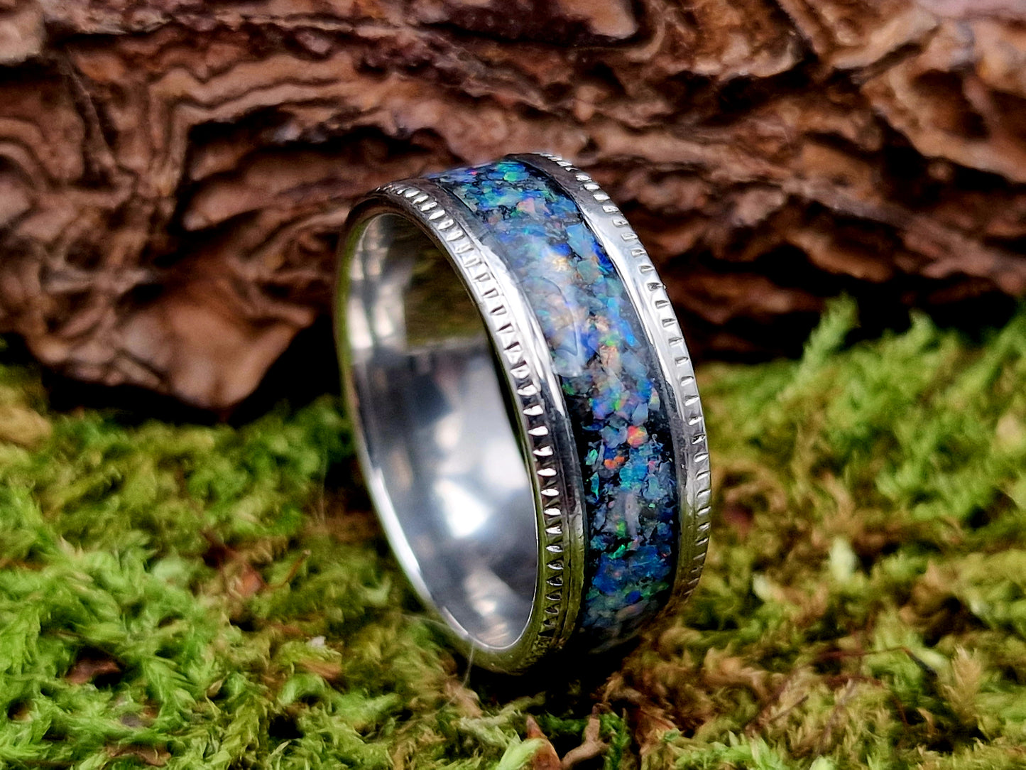 Silberner Edelstahl Ring, Gr. 60 (19,2), Multicolor Lightning Ridge Opalsplitter, von Hand individualisiert