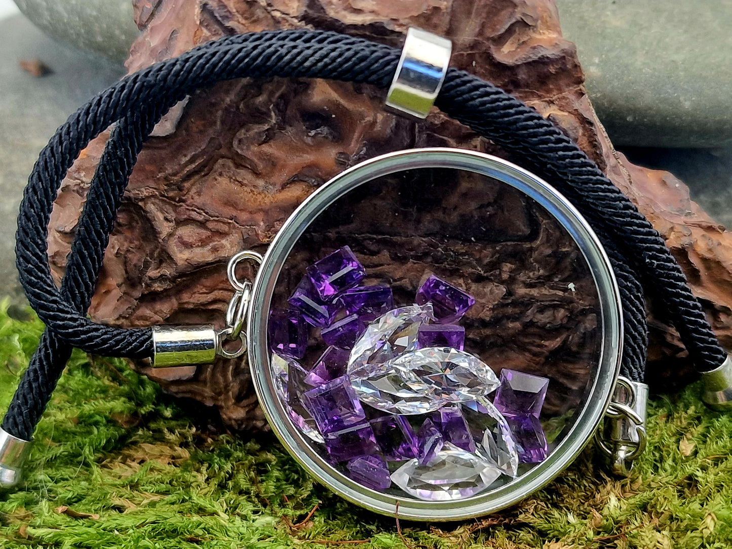 Edelstahl Armband in silberfarben mit facettiertem Amethyst und Bergkristall, Nr. 139, 3,5cm Durchmesser, von Hand individualisiert, Nr. 139