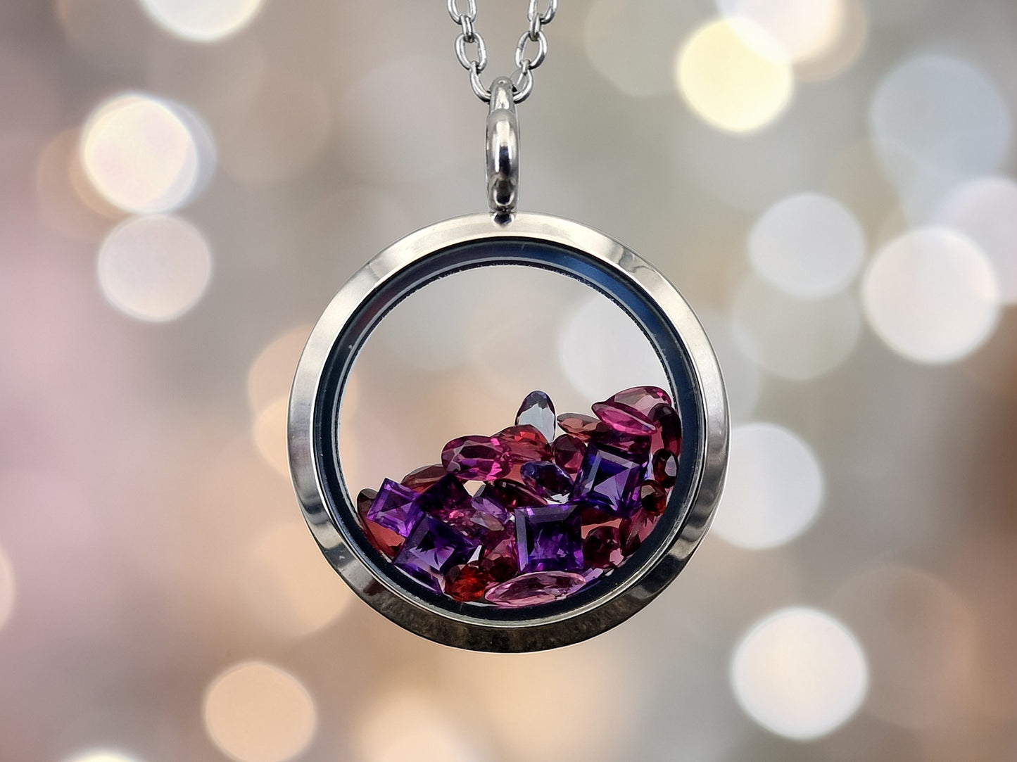 Edelstahl Anhänger silberfarbend mit facettierten Amethyst, Granat und Tansanit, Glasanhänger 3cm Durchmesser, Nr.143, von Hand individualisiert, Edelstahl Kette im Lieferumfang enthalten