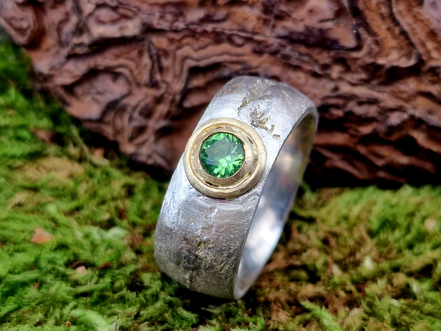 LeoLars-PABE wundervoller Sandguss Design Ring, Gr.61 (19,5), aus 925er Silber, knalliger Tsavorit in 585er Gelbgoldfassung, Unikat, Handarbeit, Unisex, Nr. 161