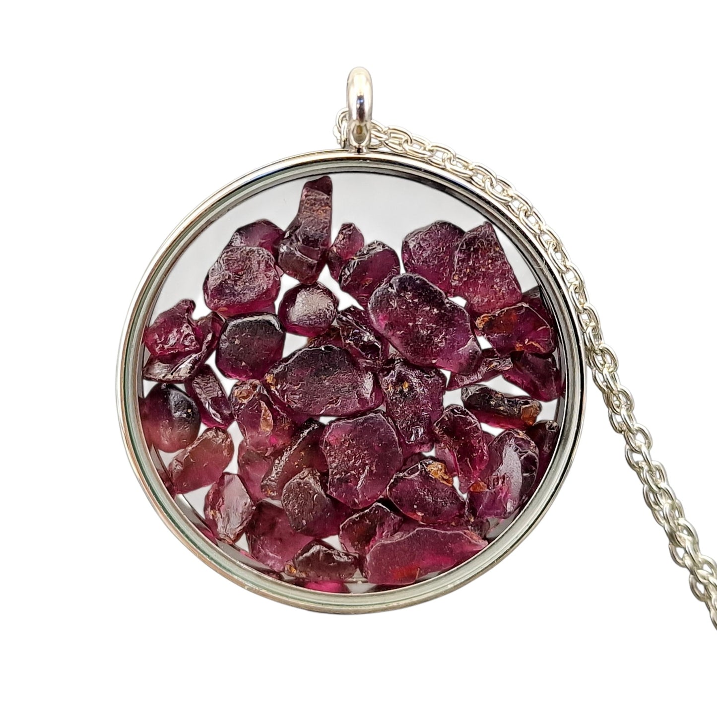Silberfarbener Edelstahl Anhänger mit Glaseinsatz, Nr. 165, gefüllt mit roten natürlichen dunkelroten Granaten, incl. 46/50cm Edelstahlkette, Unikat, von Hand individualisiert