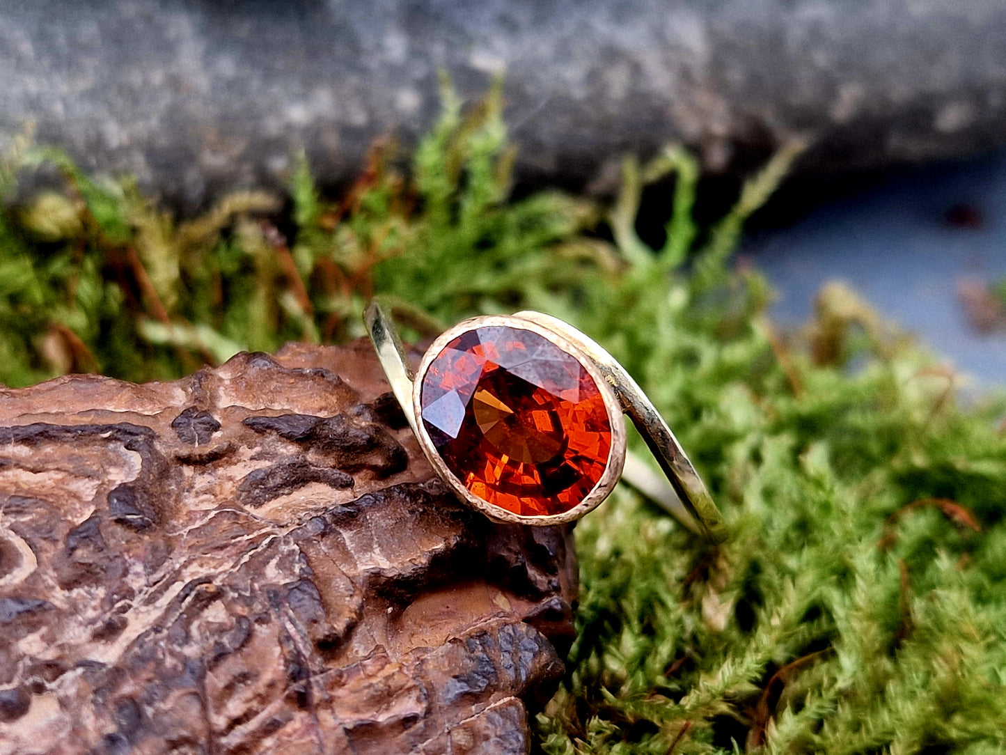 LeoLars-PABE Design Ring mit Mandarin Granat aus 585er Gold, Gr.55, fein, zart, Unikat, Handarbeit