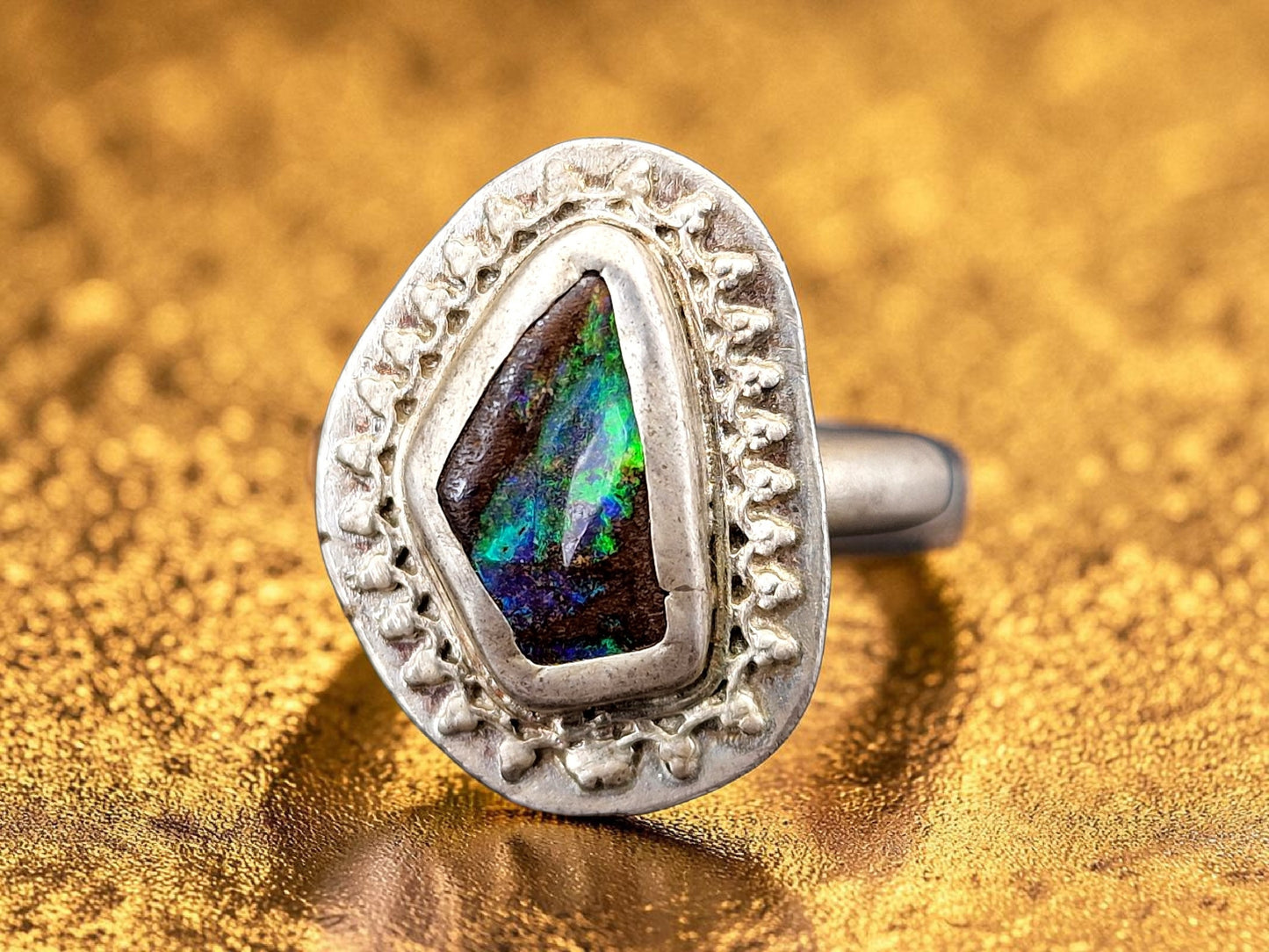 LeoLars-PABE Boulder Opal Design Ring aus 925er Silber, Gr. 56, Rahmen um die Fassung, Unikat, Handarbeit