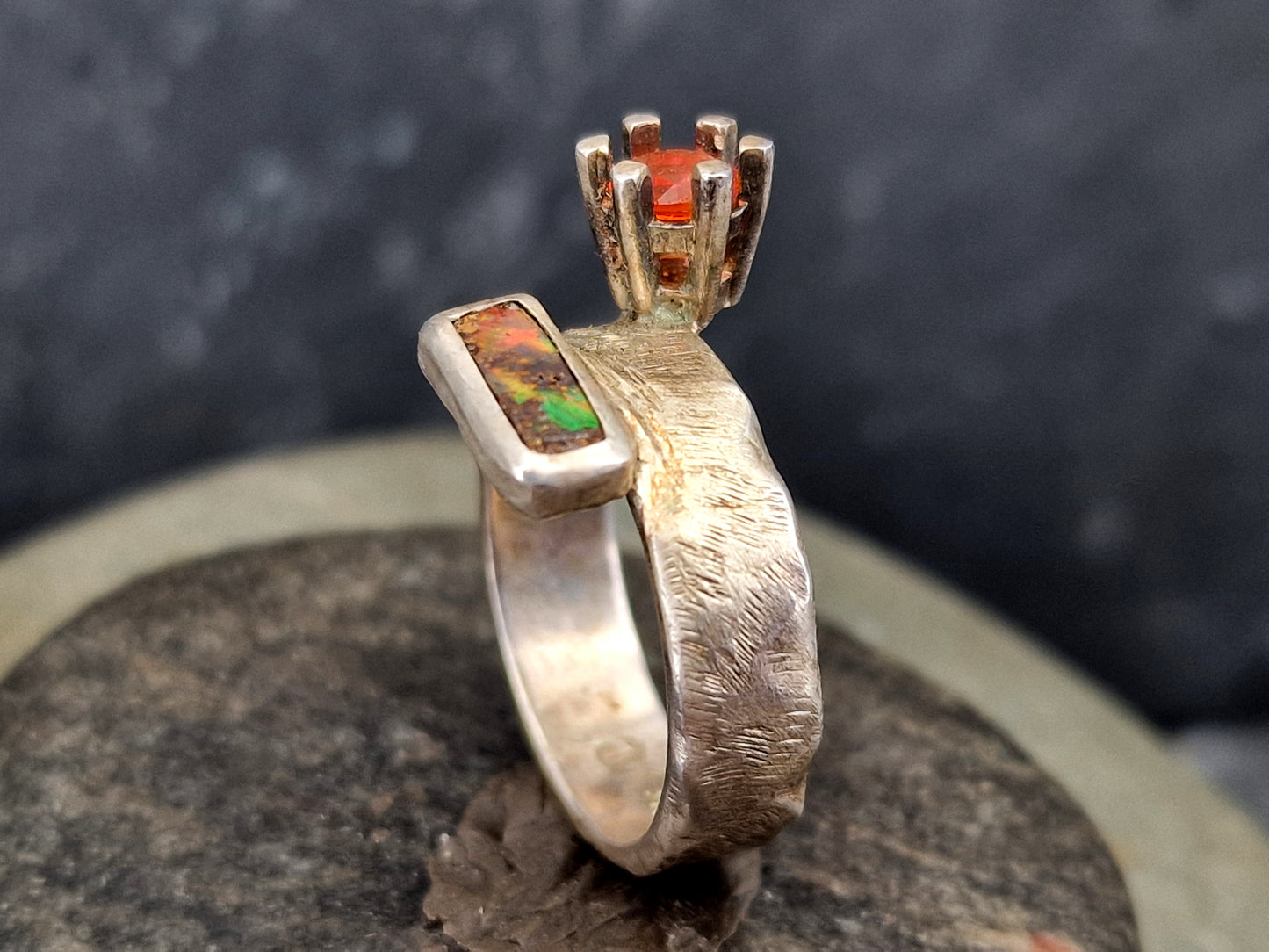 LeoLars-PABE Boulder und Feueropal Design Ring aus 925er Silber, Gr.57, geschmiedetes Design, Unikat, Handarbeit